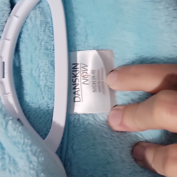 Fleece - Picture 2 of 3